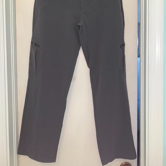 Women's Patagonia Gray Cargo Pants - Picture 2 of 4